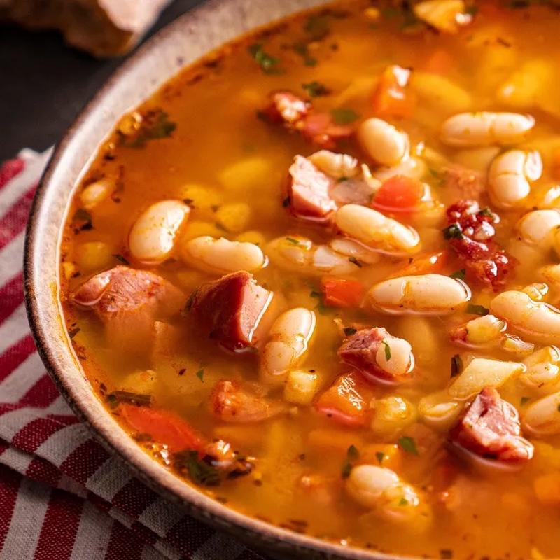 Geräucherte Bohnensuppe